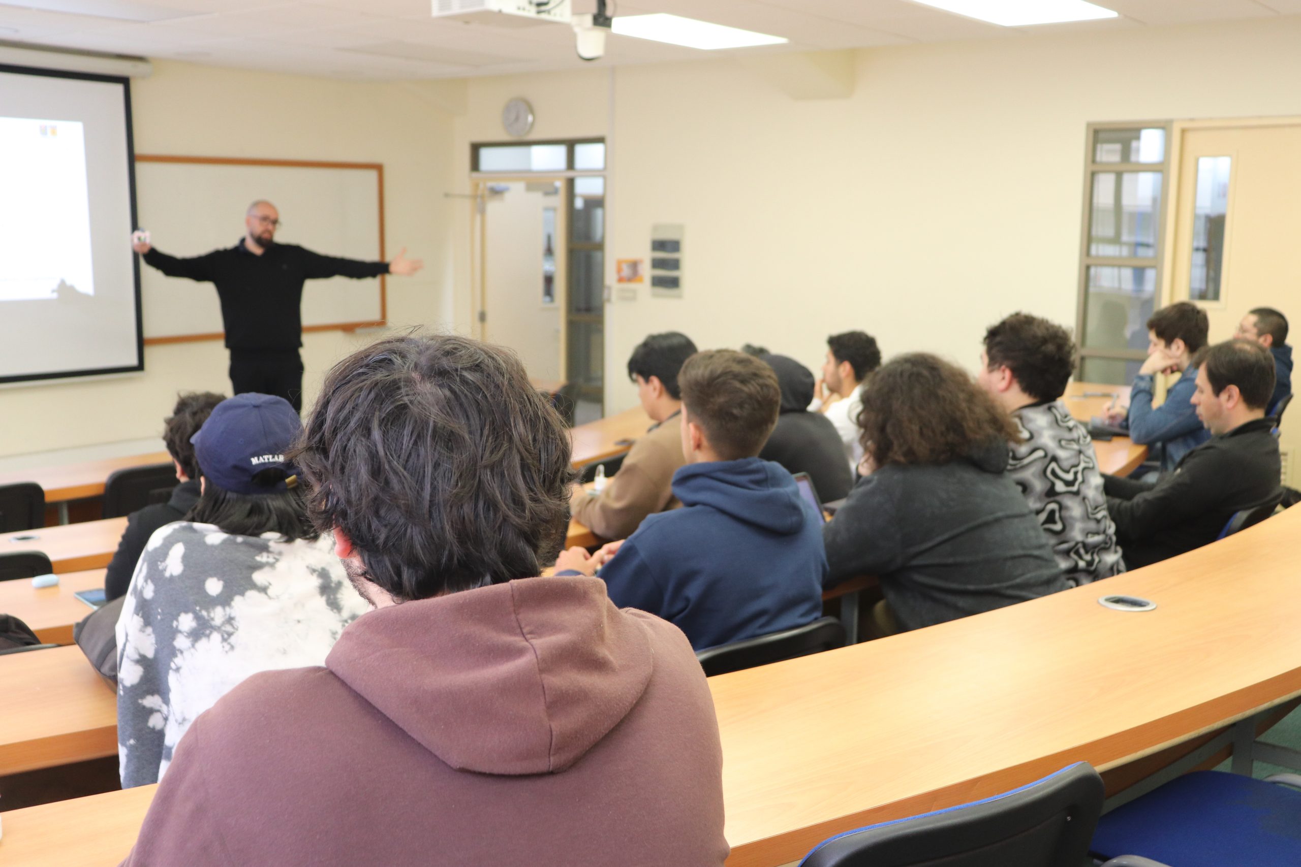 intercambio eléctrica unlp (2)